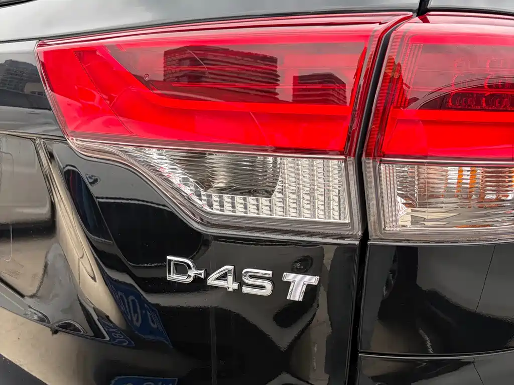 Toyota Highlander — фото 16