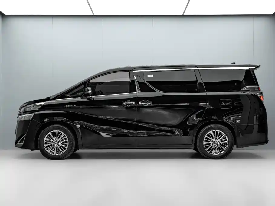 Toyota Vellfire — фото 4