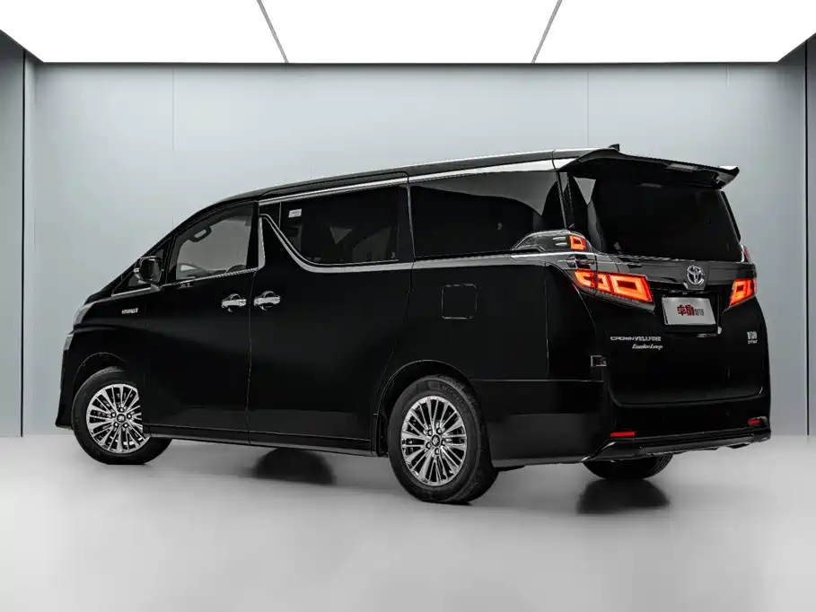 Toyota Vellfire — фото 5