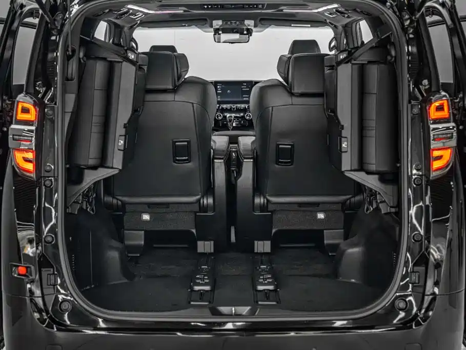 Toyota Vellfire — фото 41