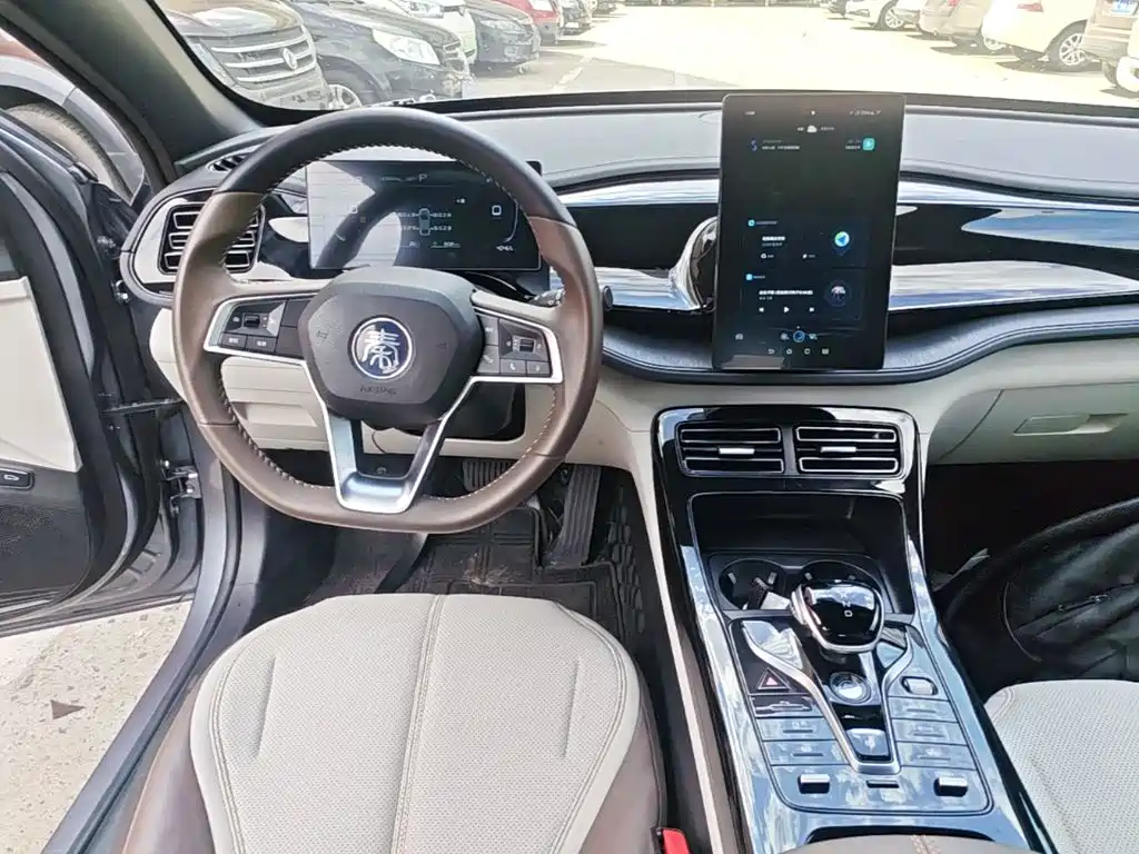 BYD Qin PLUS — фото 13