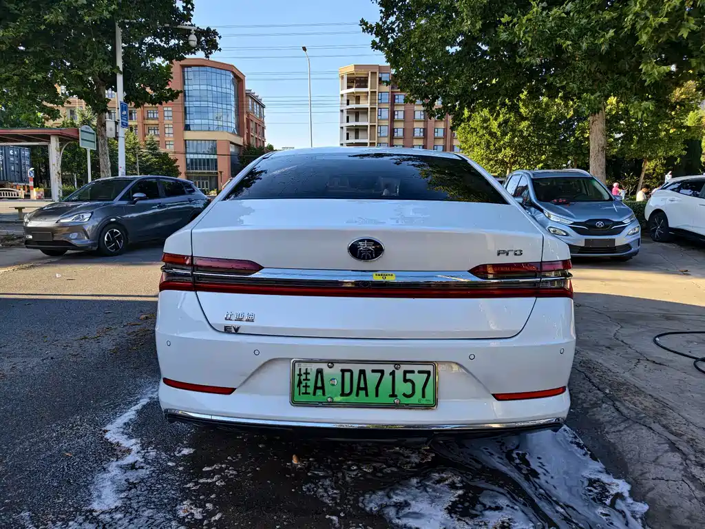 BYD Qin Pro NEV — фото 5