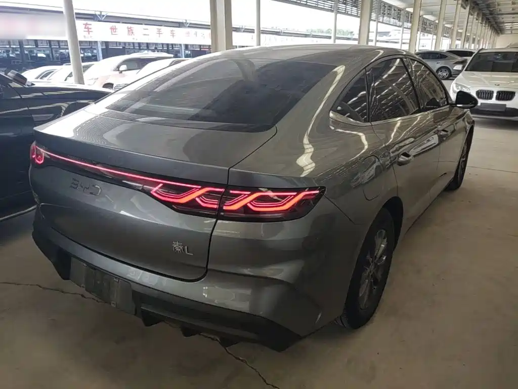BYD Qin L — фото 7