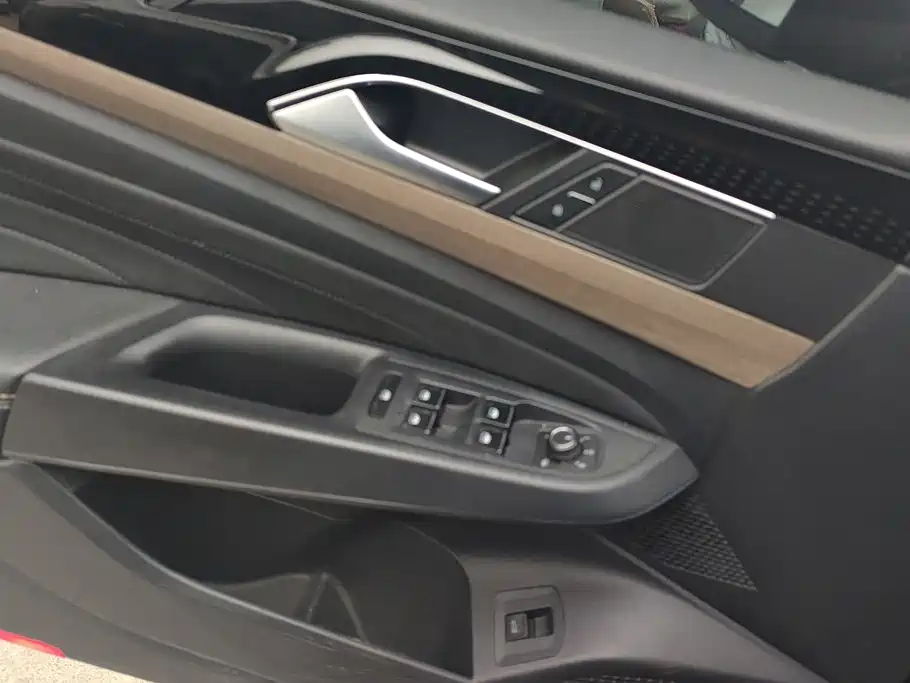 Volkswagen Passat — фото 7