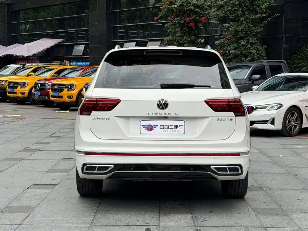 Volkswagen Tiguan L — фото 5