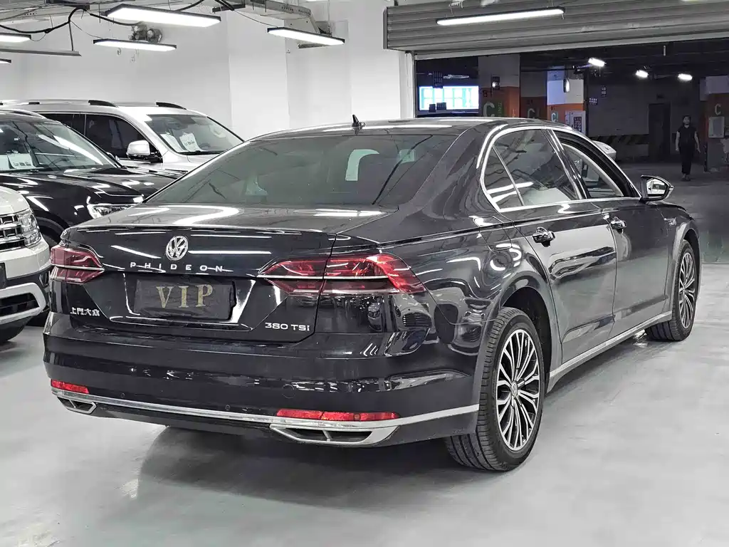 Volkswagen Phideon — фото 4