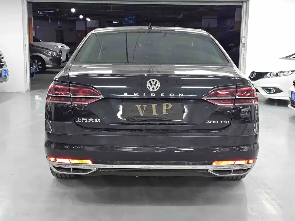 Volkswagen Phideon — фото 5