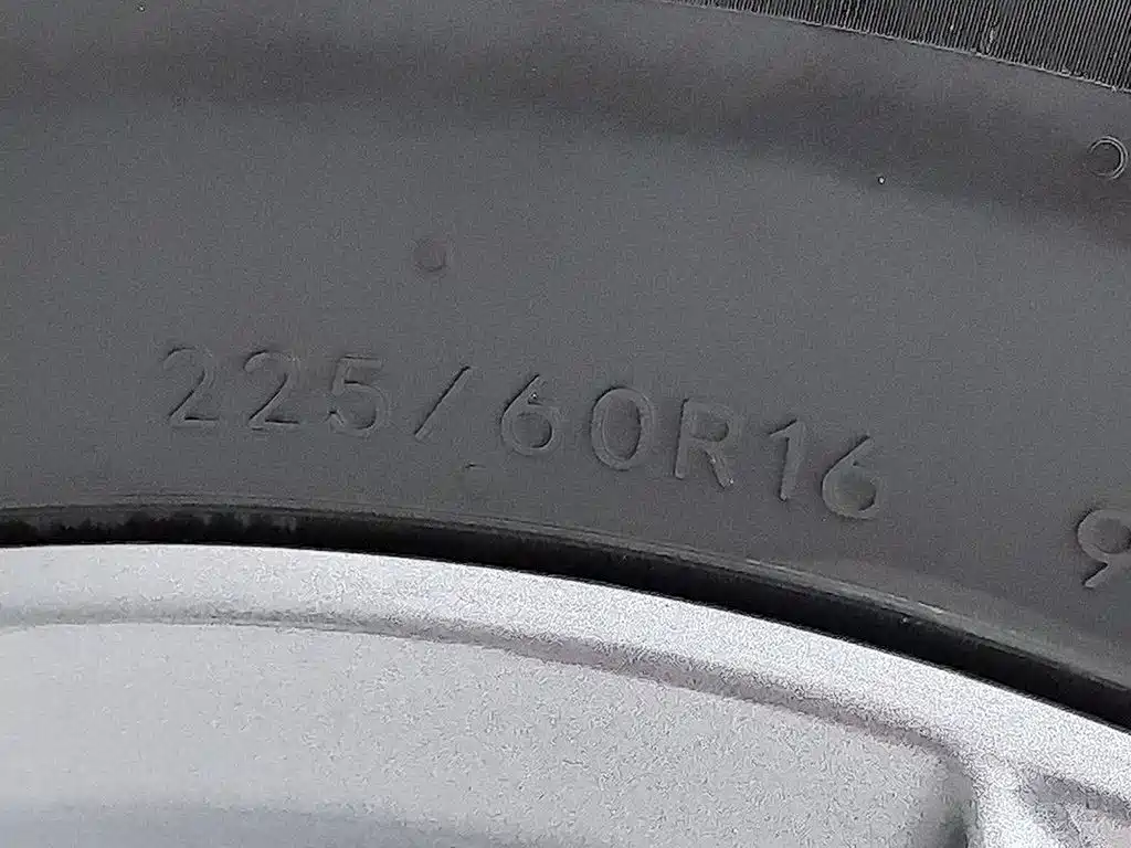 BYD Seal 05 DM-i — фото 24