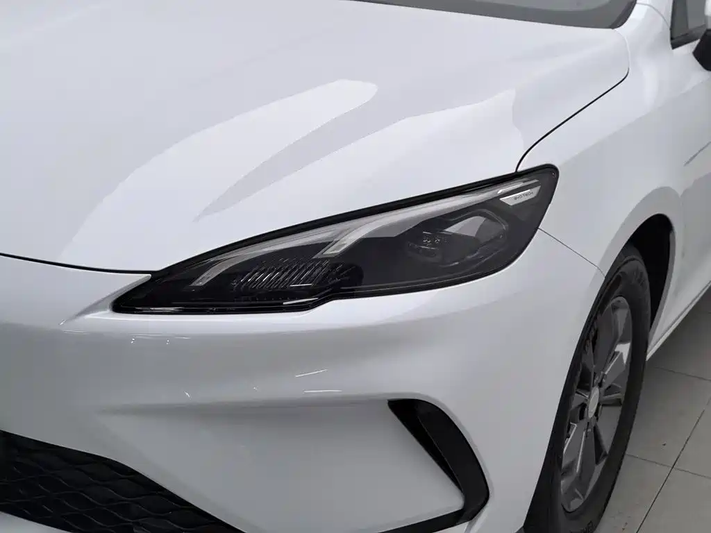 BYD Seal 05 DM-i — фото 7