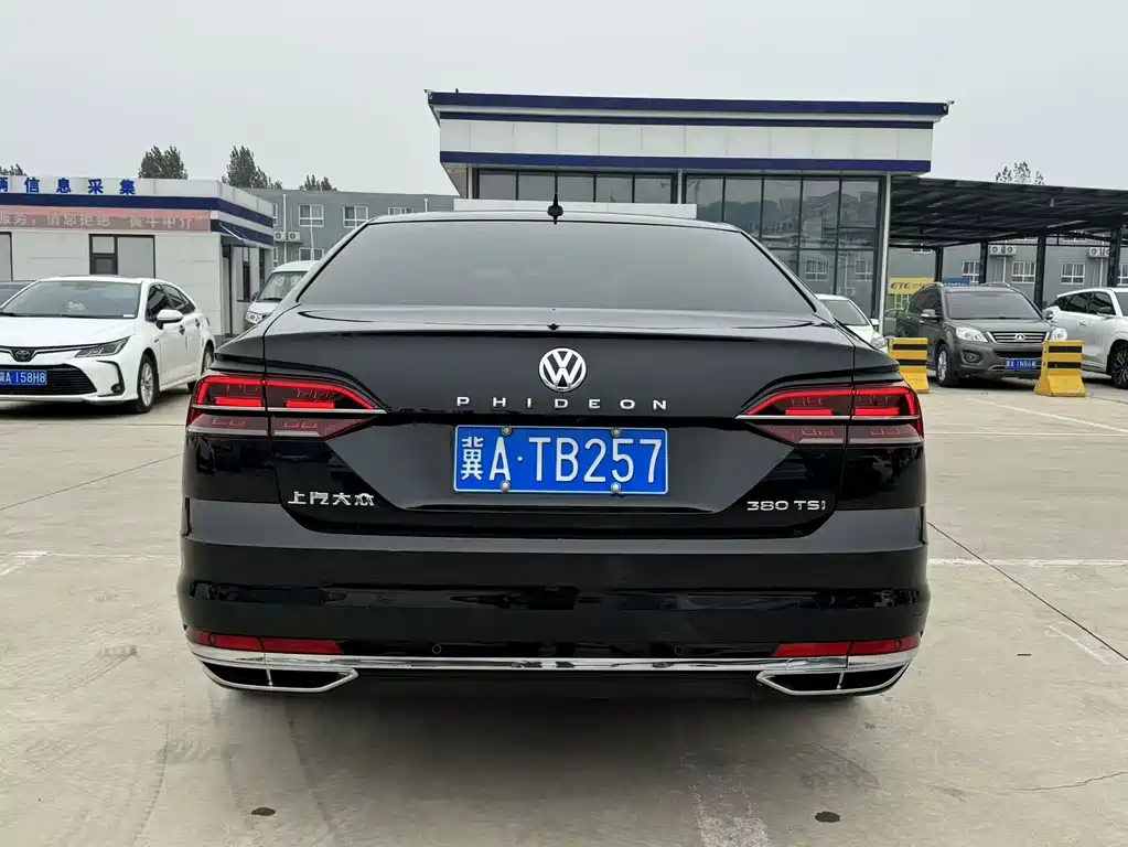 Volkswagen Phideon — фото 5