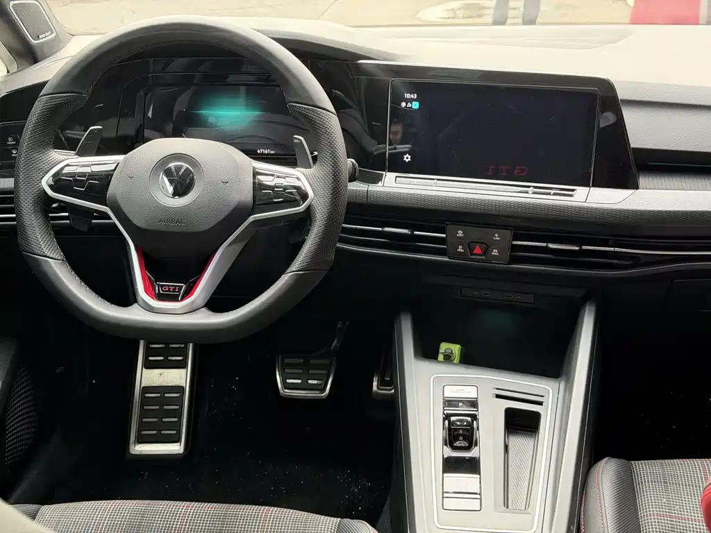 Volkswagen Golf GTI — фото 6