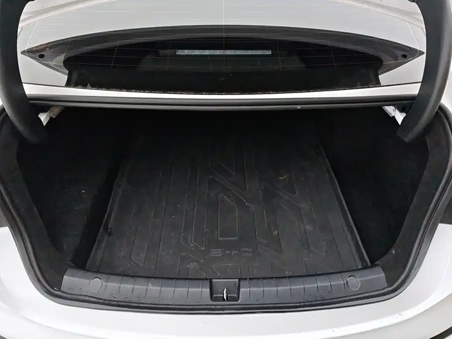 BYD Seal 05 DM-i — фото 4