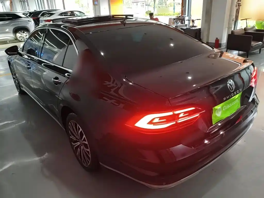 Volkswagen Phideon — фото 4