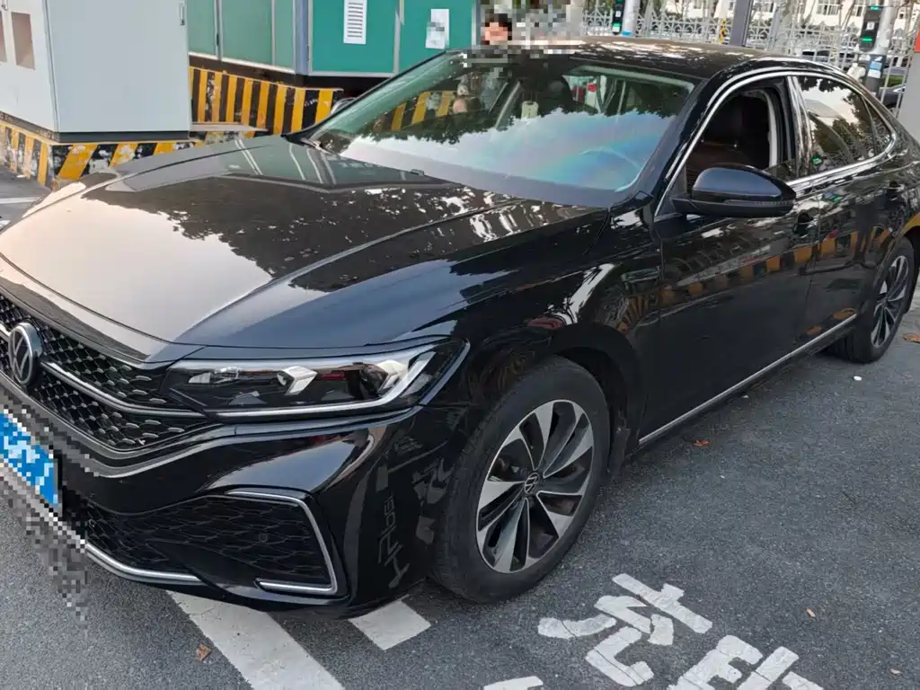 Volkswagen Passat — фото 2