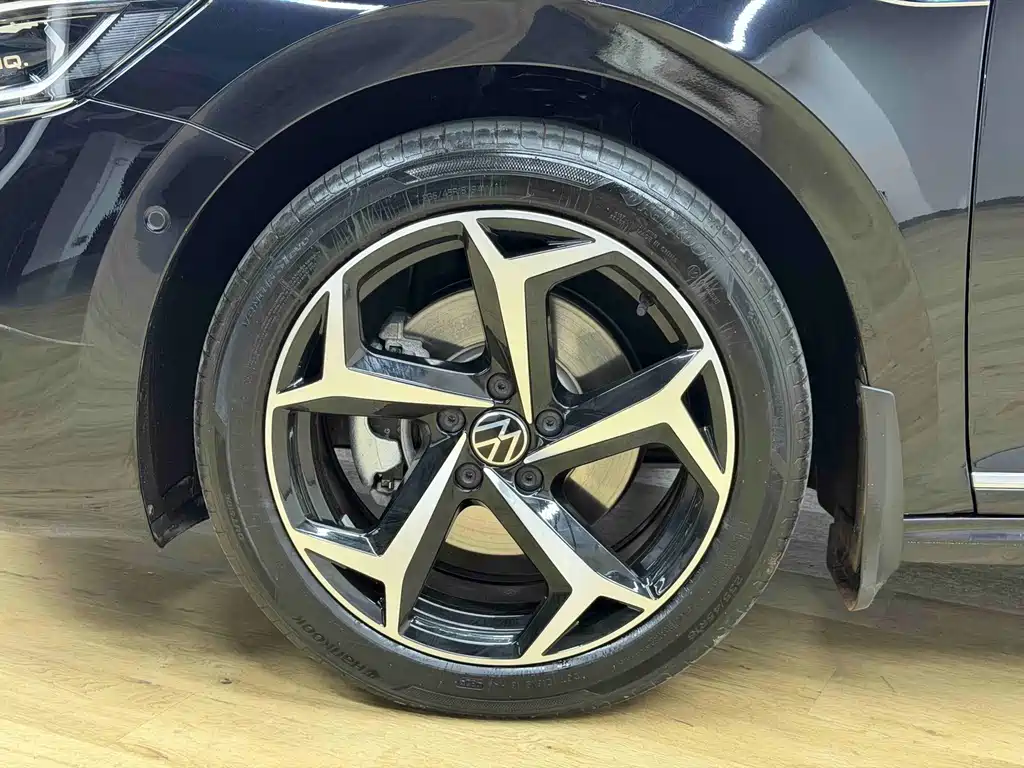 Volkswagen Passat — фото 5