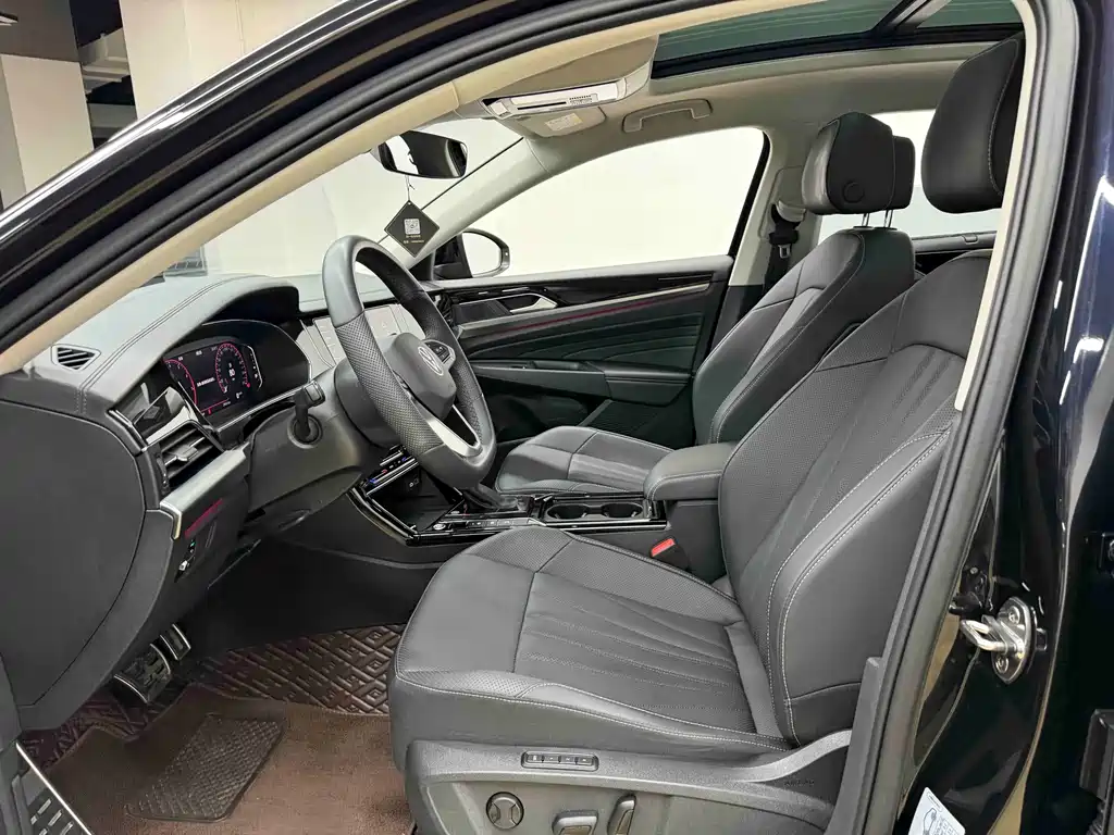 Volkswagen Passat — фото 10
