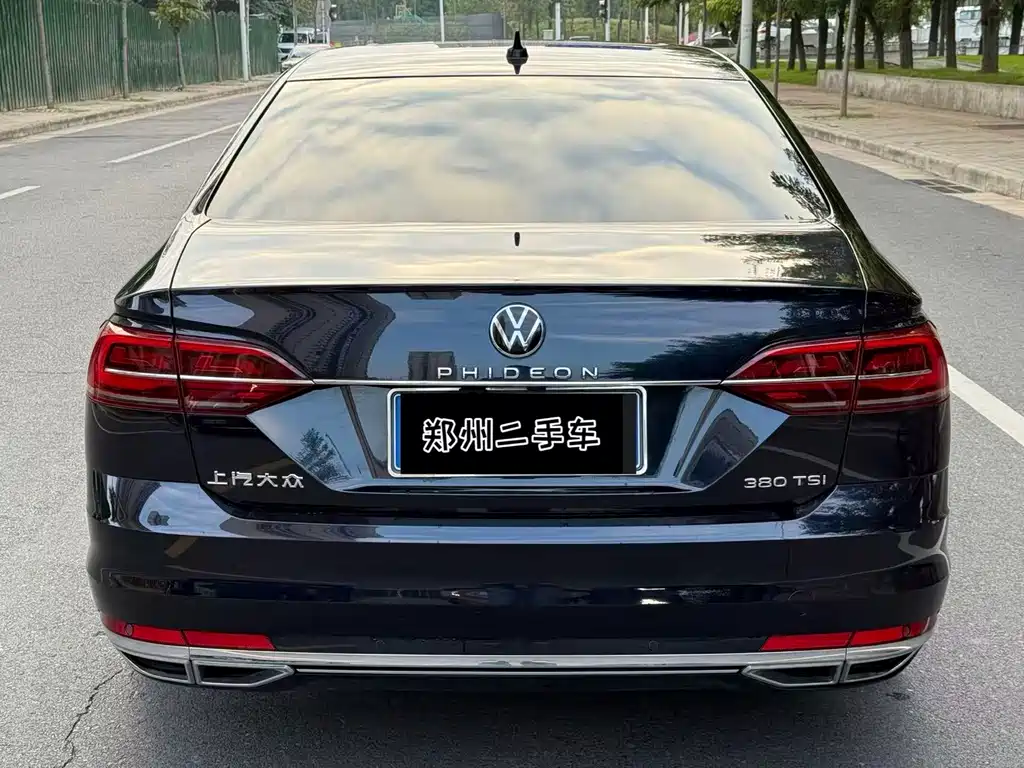 Volkswagen Phideon — фото 8
