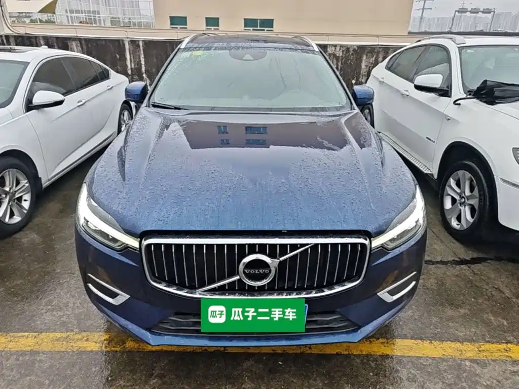 Volvo XC60 — фото 2