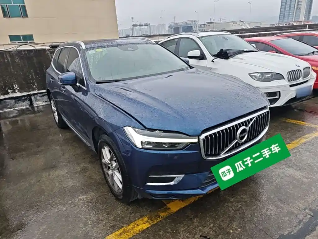 Volvo XC60 — фото 3
