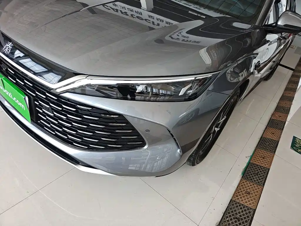 BYD Qin L — фото 24