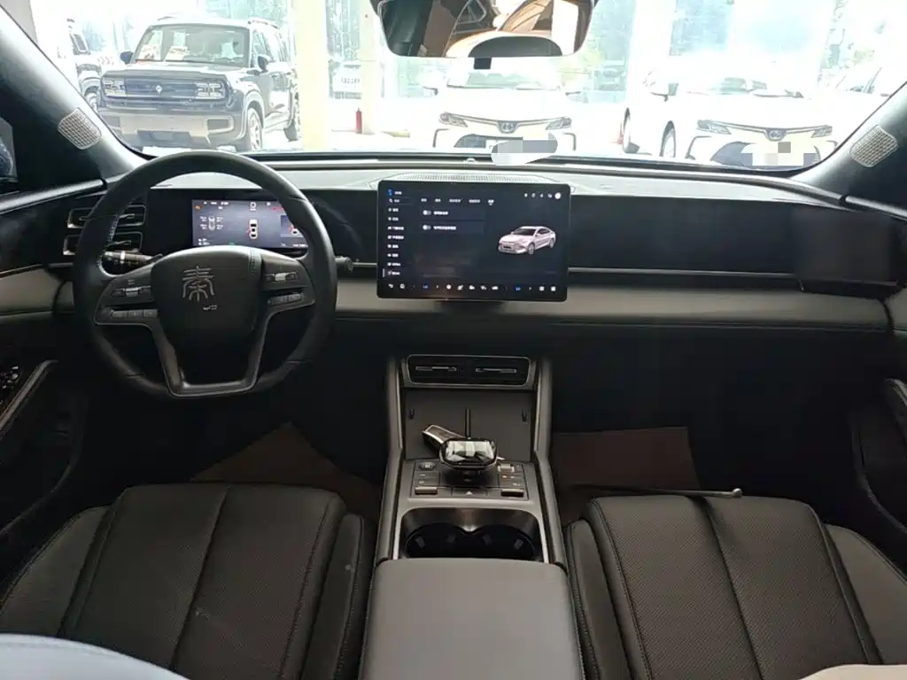 BYD Qin L — фото 10