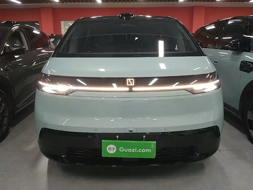 Zeekr MIX — фото 2