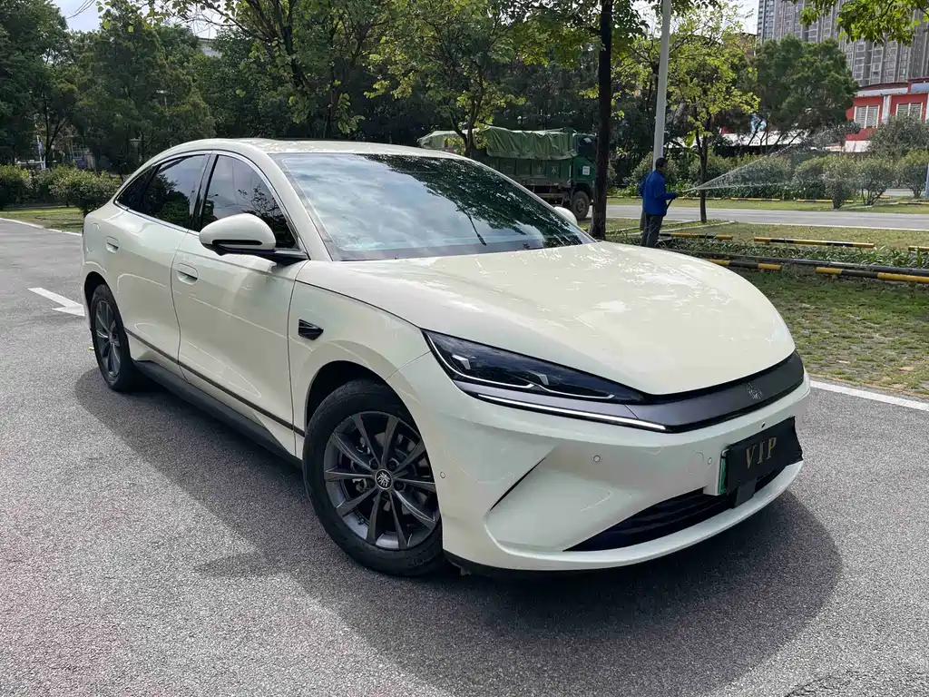 BYD Qin L — фото 3