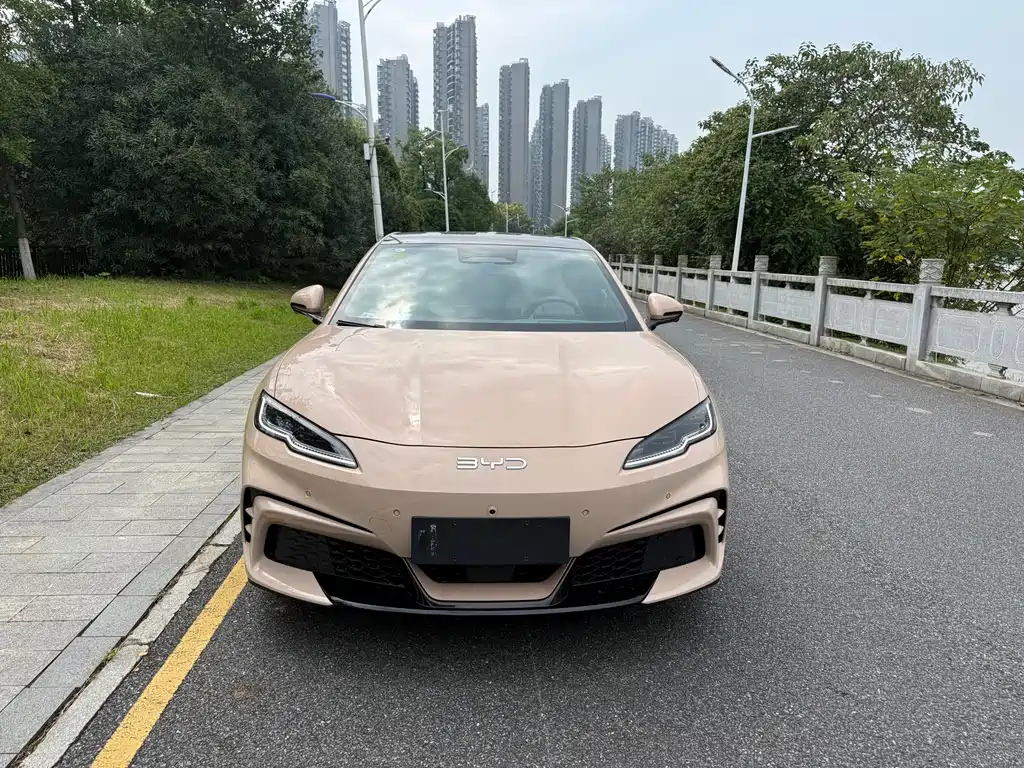 BYD Seal 06GT — фото 2