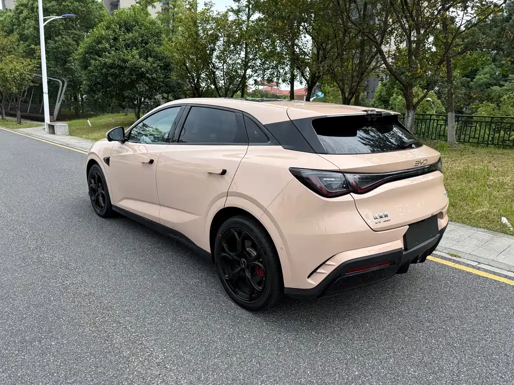 BYD Seal 06GT — фото 4