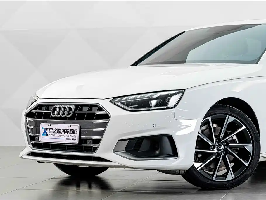 Audi A4L — фото 4