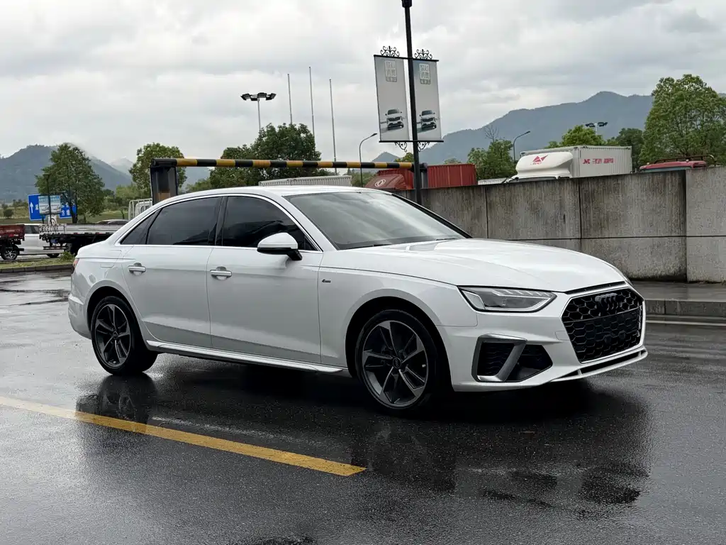 Audi A4L — фото 3