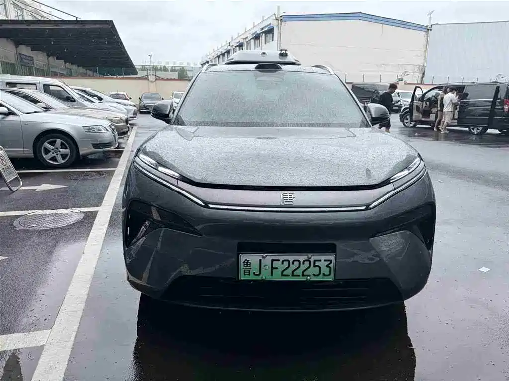 BYD Tang L — фото 3