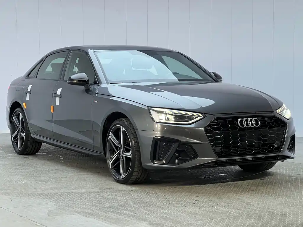 Audi A4L — фото 3