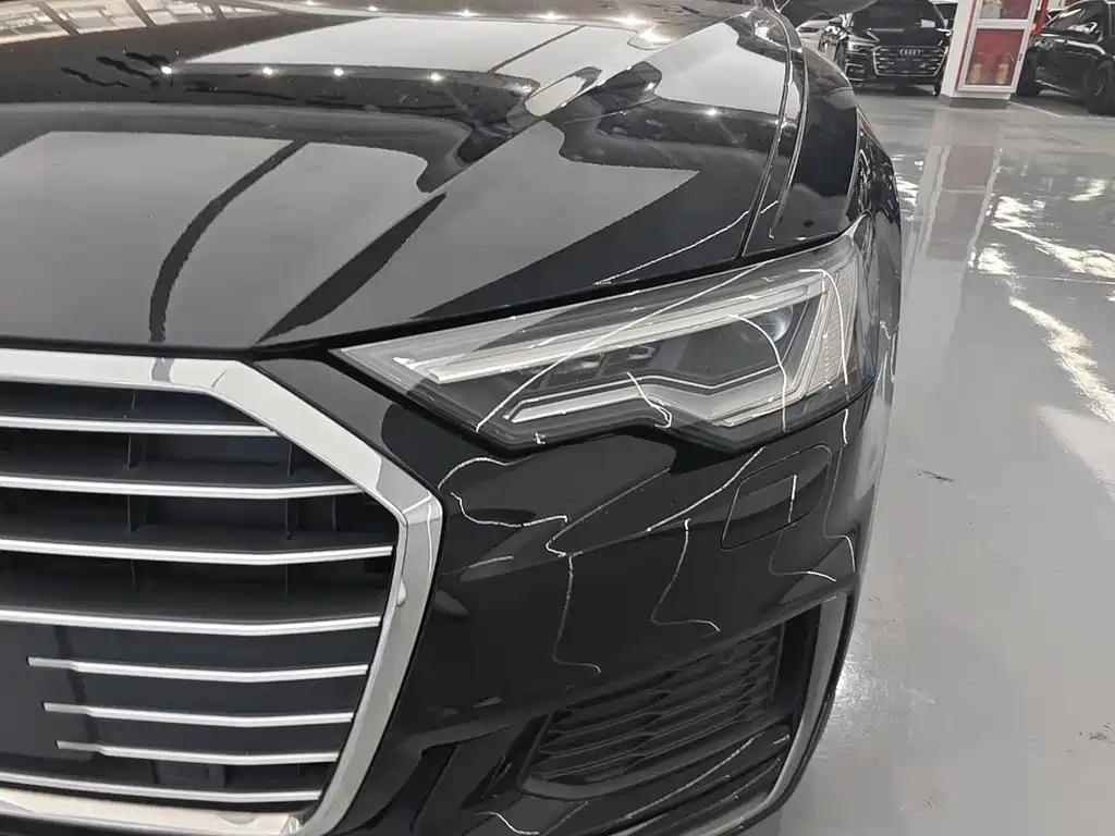 Audi A6L — фото 5