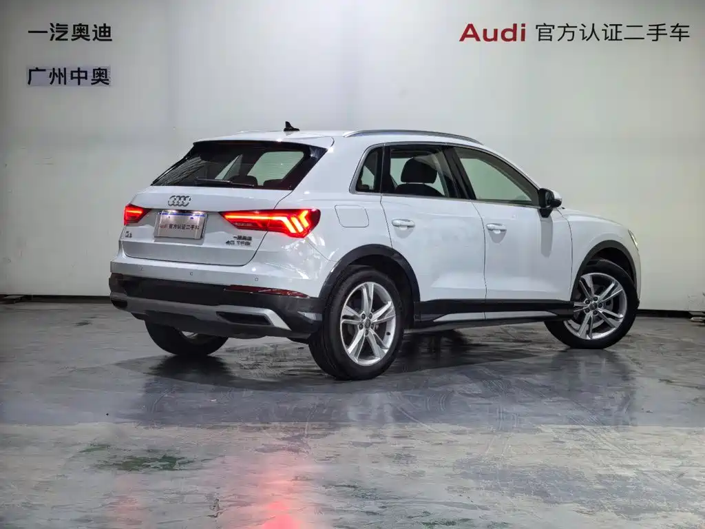 Audi Q3 — фото 3