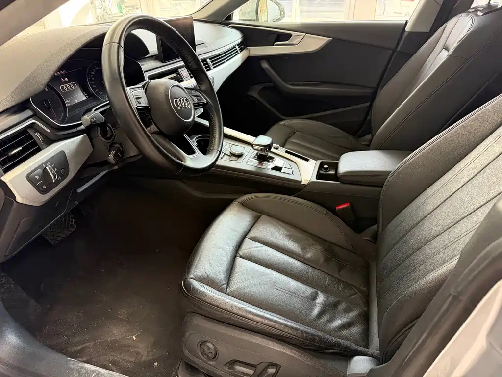 Audi A5 (Import) — фото 6