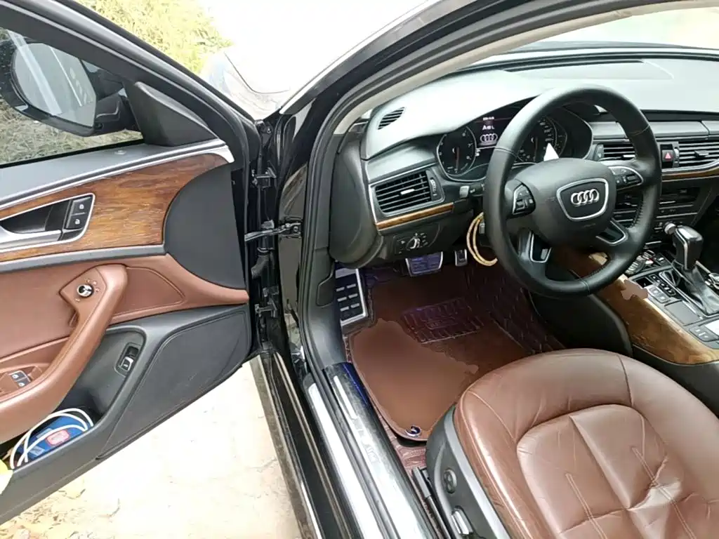 Audi A6L — фото 15