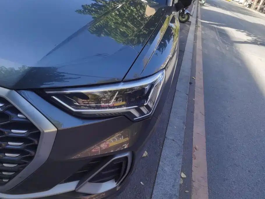 Audi Q3 Sportback — фото 4