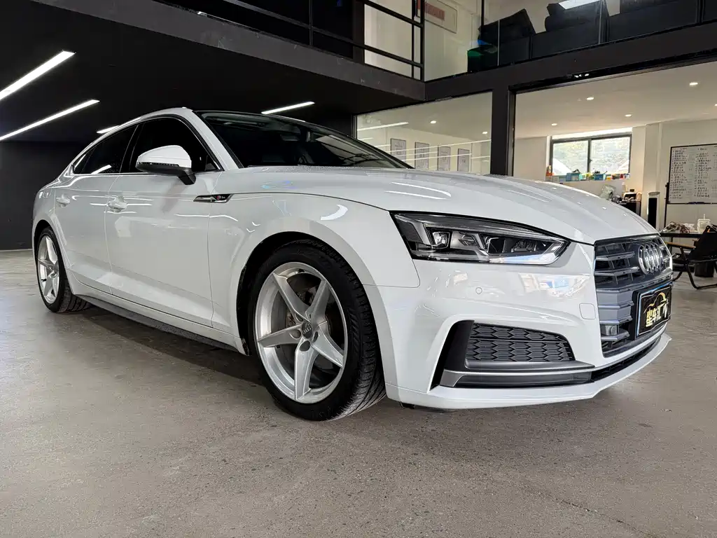 Audi A5 (Import) — фото 3