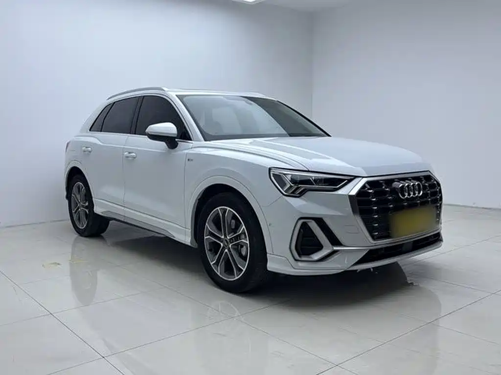 Audi Q3 — фото 4
