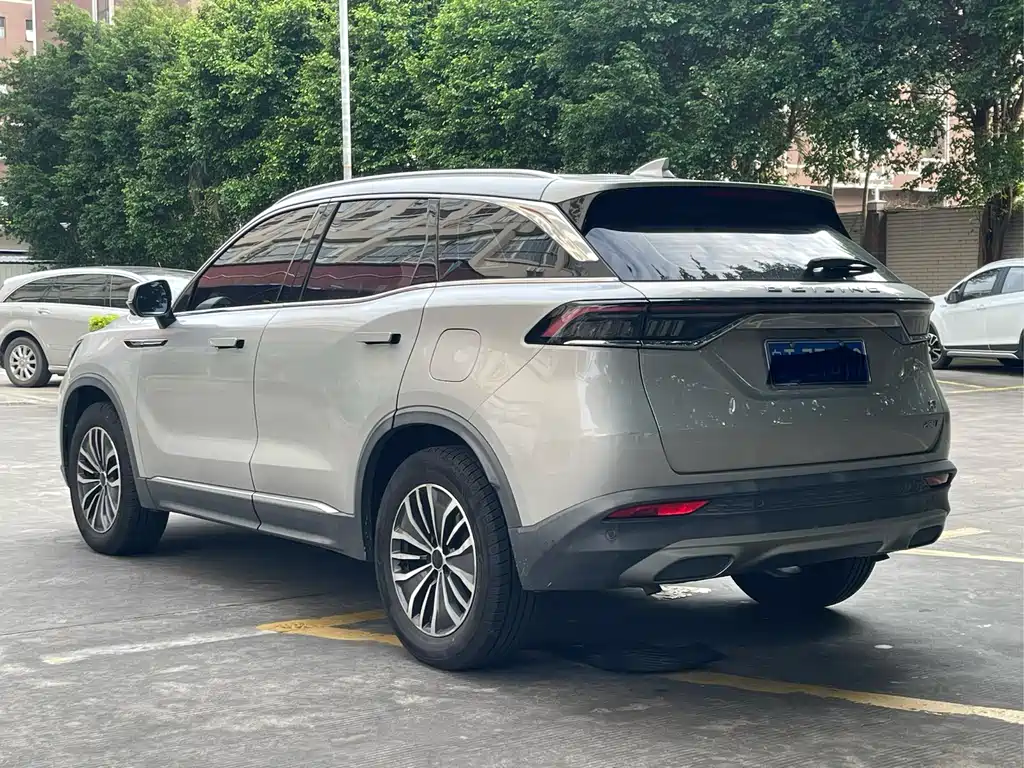 BAIC X7 — фото 6