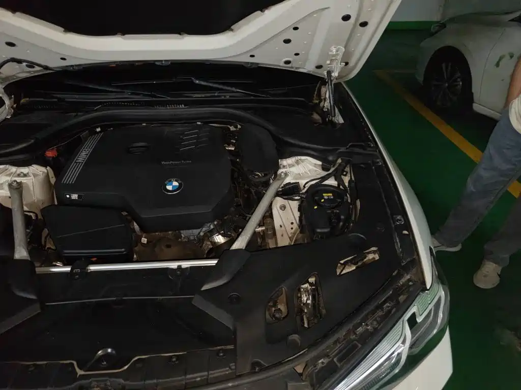 BMW 5 Series (Import) — фото 19