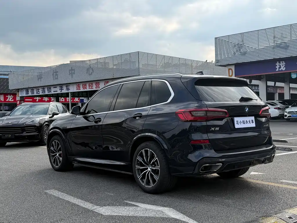 BMW X5 (Import) — фото 7