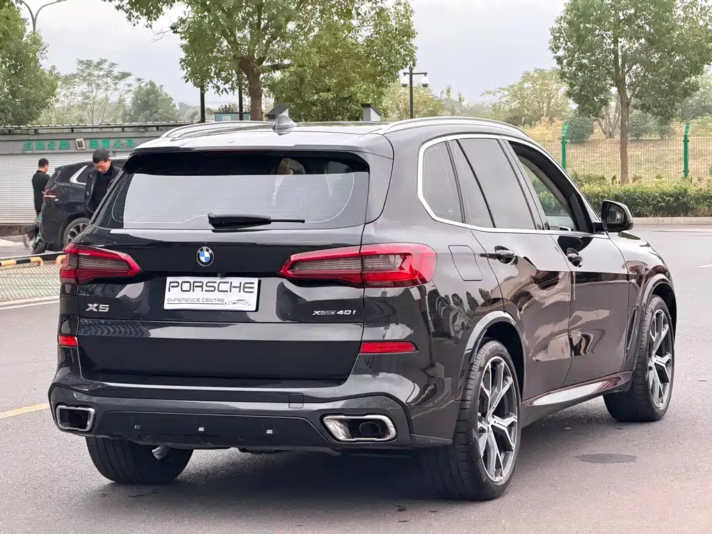 BMW X5 (Import) — фото 2