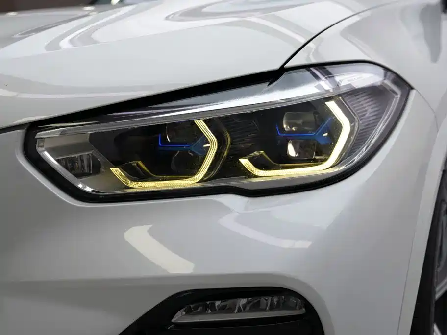 BMW X5 (Import) — фото 3