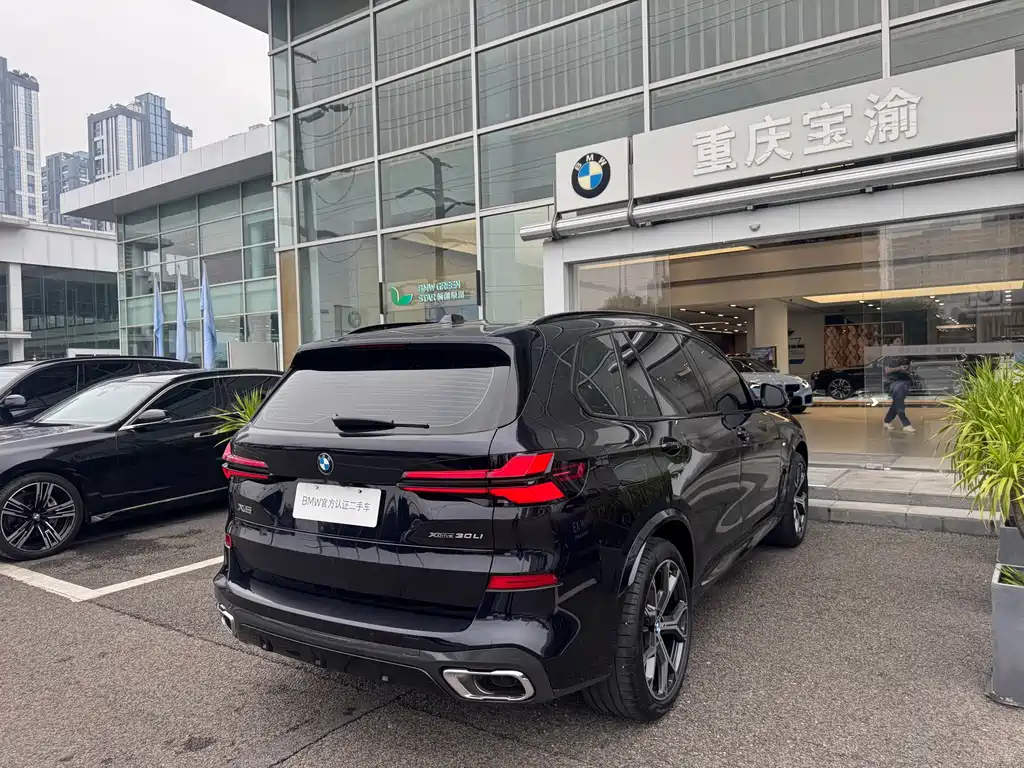 BMW X5 — фото 22