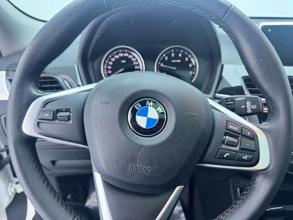 BMW X2 (Import) — фото 9