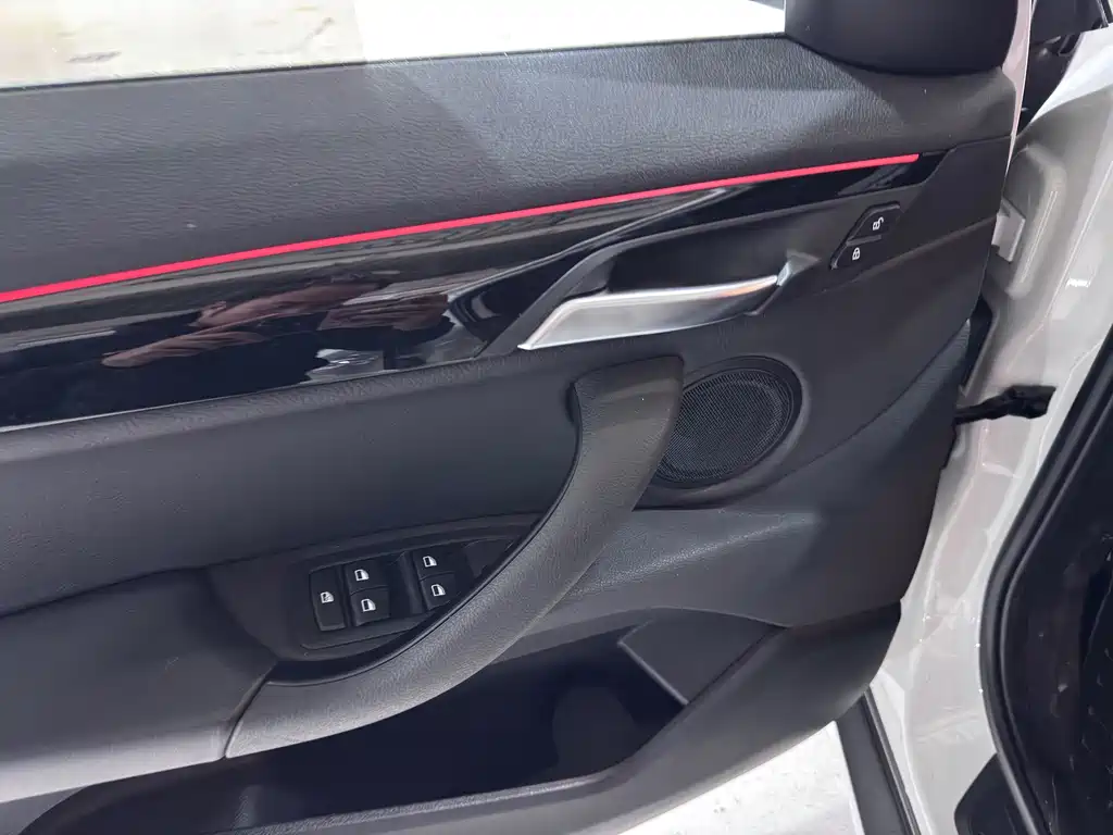 BMW X2 (Import) — фото 16