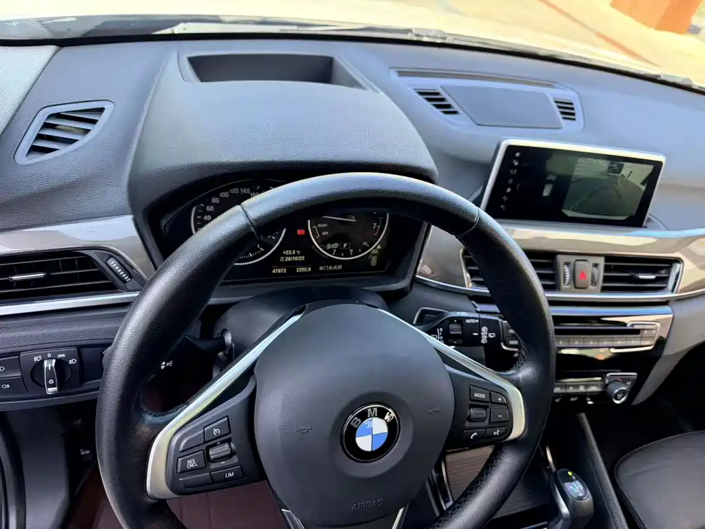 BMW X1 — фото 14