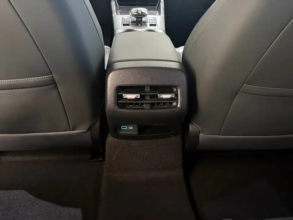 BYD Qin PLUS — фото 13
